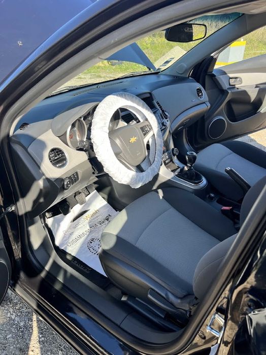 Chevrolet Cruze 1.6 Gasolina - Baixa Km