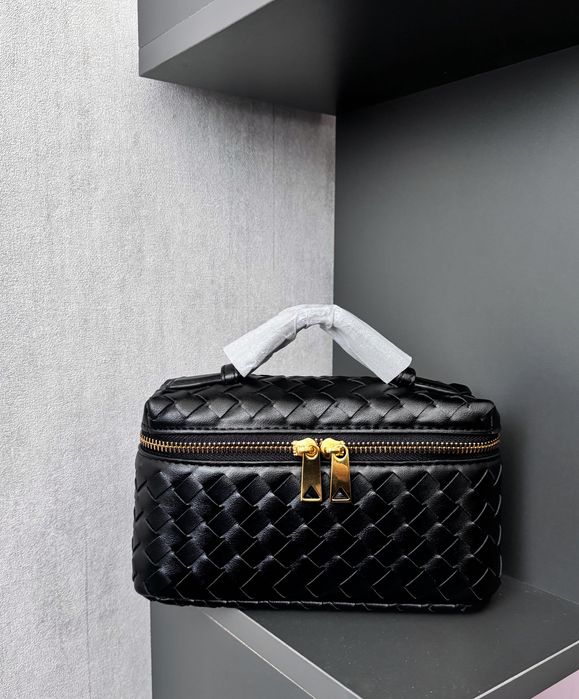 Нова чорна плетена сумка крос боді