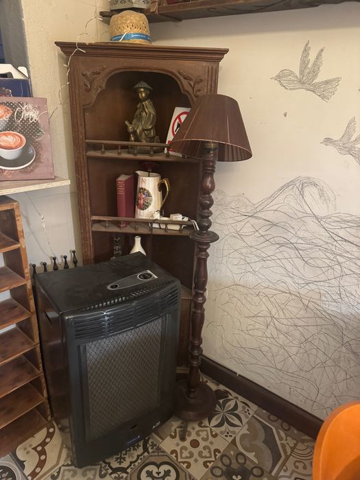 Table, chairs, freezer, fridge,