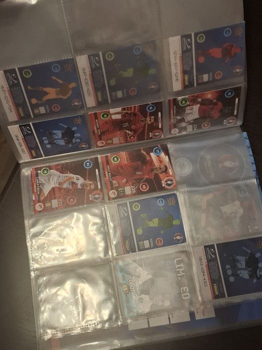 myster box z kartami piłkarskimi