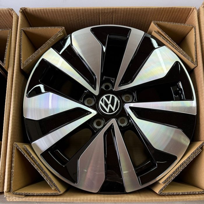 Vw Golf 8 Passat Caddy Touran 16 cali alufelgi 5x112 Oryginał