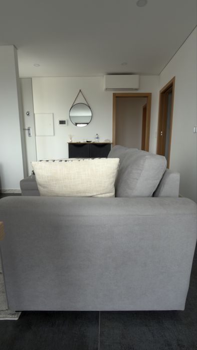 Sofá de 3 Lugares com Chaise Longue Cinzento – Excelente Estado