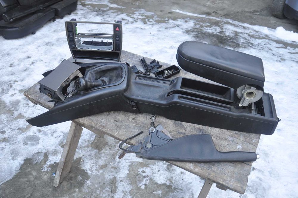 Passat B5 Skóra Alcantara Boczki Podłokietnik Roleta