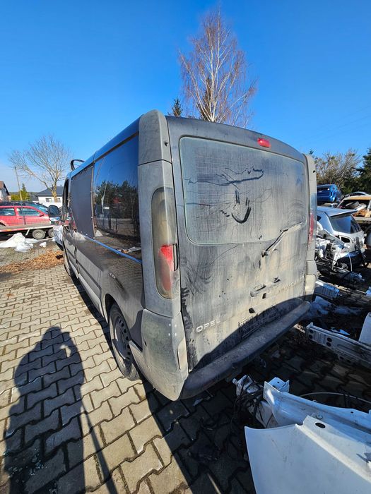 OPEL VIVARO 2004 rok na Części!!