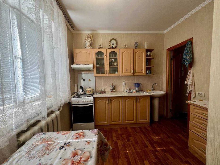 Продаж 2-кімнатної квартири в селищі Катюжанка,