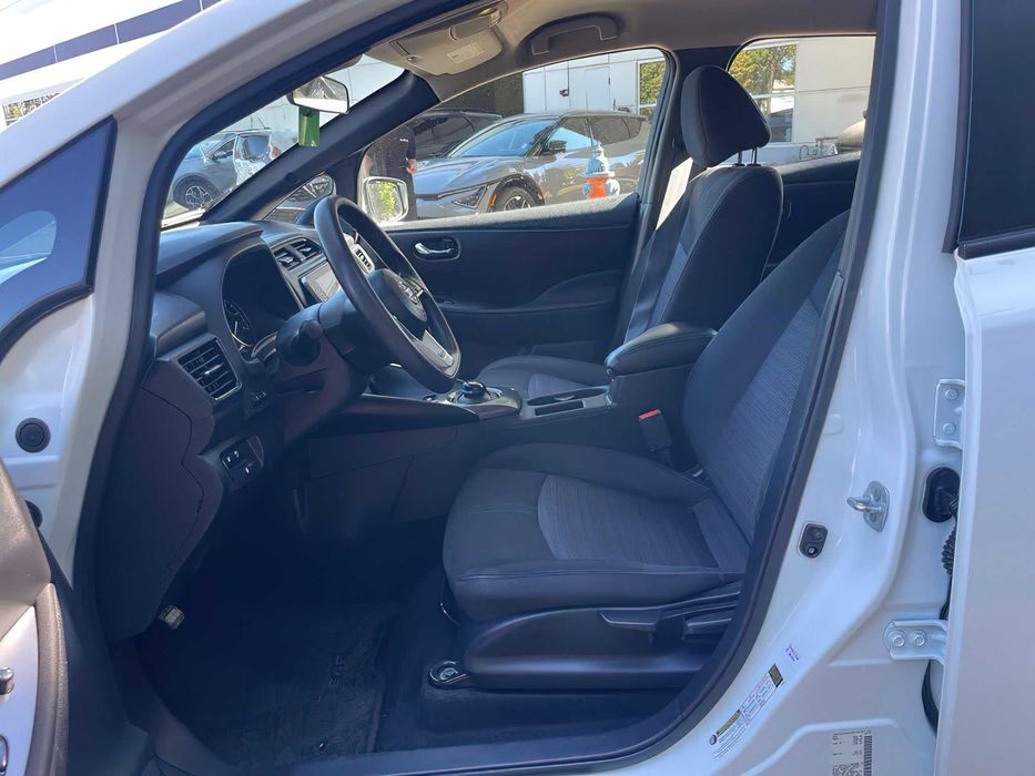 Nissan LEAF S      2021