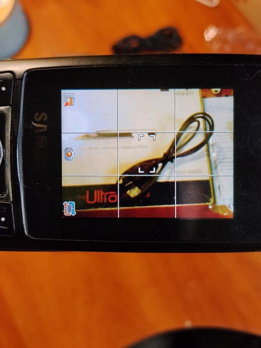 колекційний Samsung SGH D900i