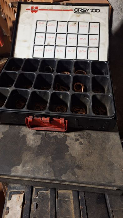 Material de mecânica variado