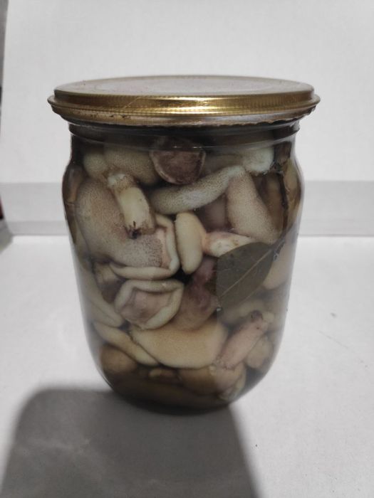 Маслята мариновані