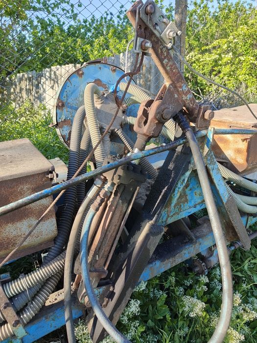 Продам сеялку СУПН 8 гидравлика