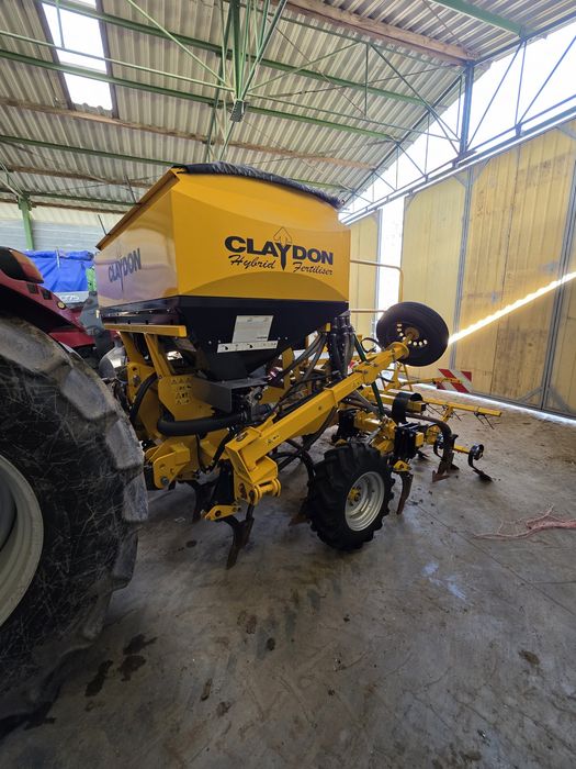 Siewnik striptill Claydon 3m z nawożeniem, siew pasowy