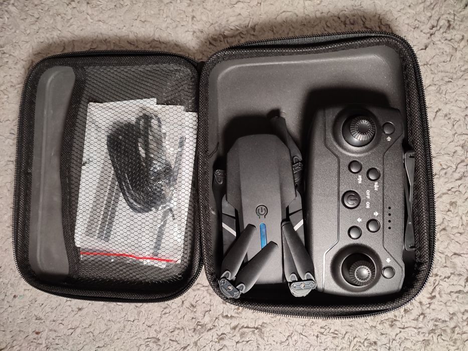 • дрон БУ | акція | знижка не має кришки від пульта