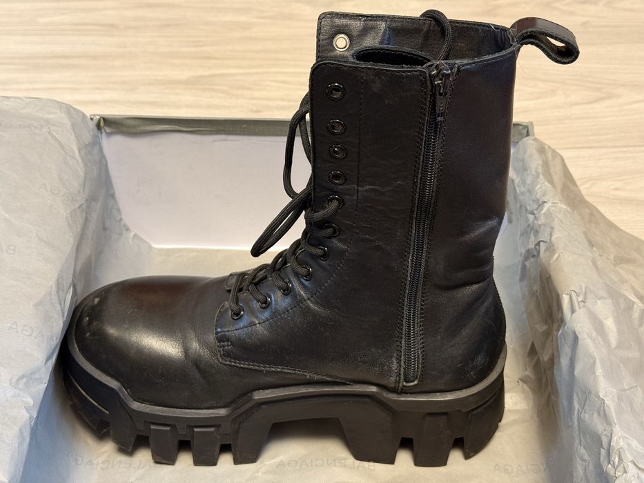 Balenciaga bulldozer leather boots