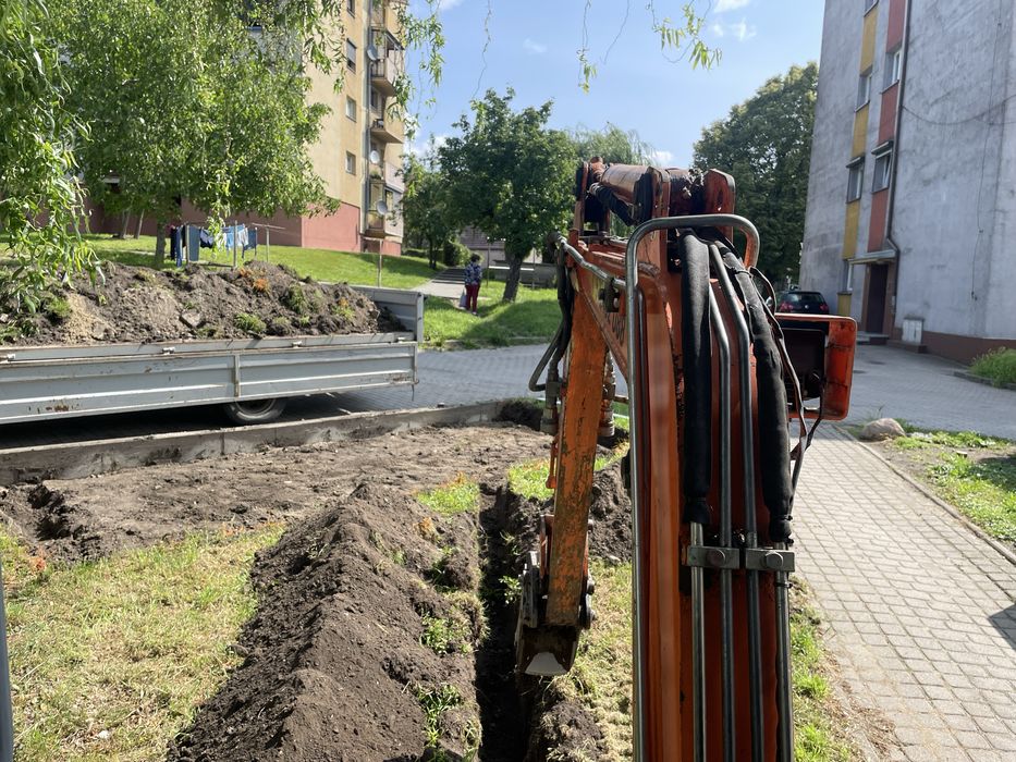 USŁUGI MINIKOPARKĄ, wywrotka 3,5t, laweta