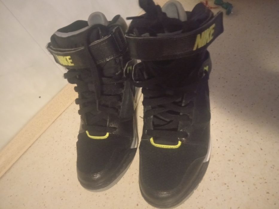 (2) Buty damskie Nike nike Snickers air 38,5 wkładki 24,5 cm