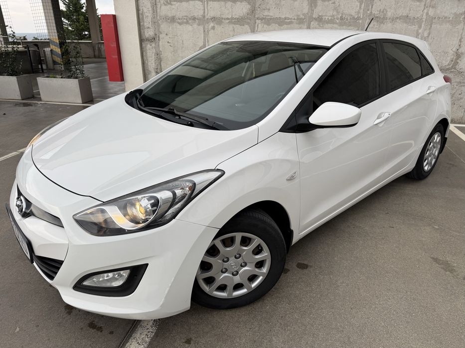Hyundai i30 1.4 газ/бензин/мех