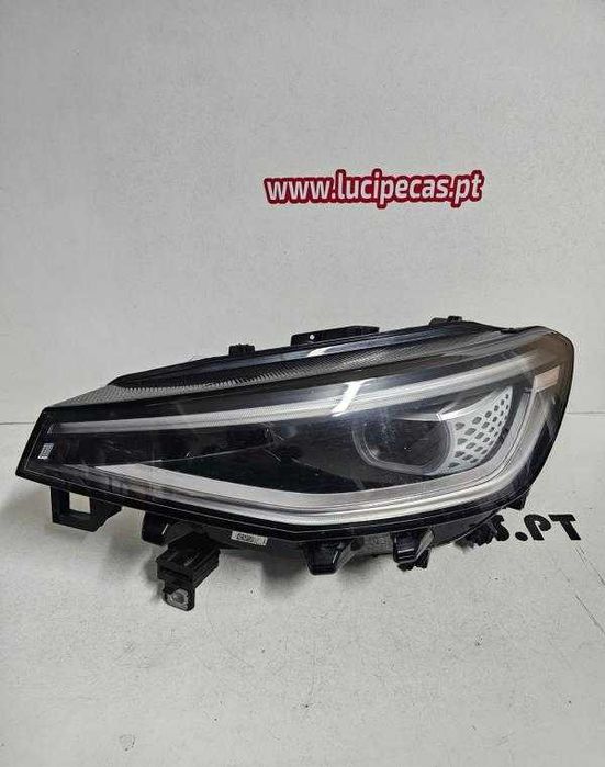 Otica Esq VOLKSWAGEN ID 4 l 23- l 126002