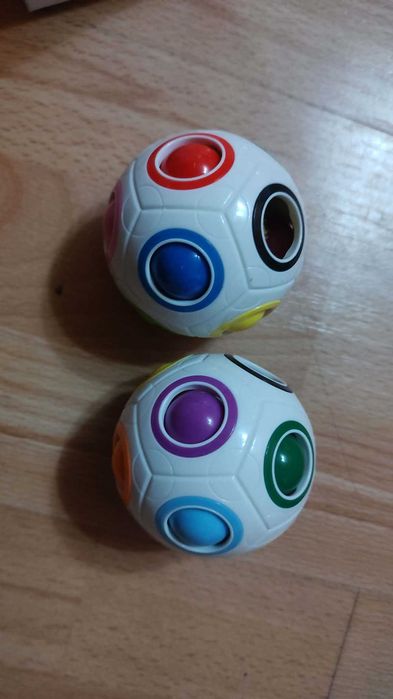 Piłka antystresowa układanka logiczna Magic Ball kula kulka sensoryczna gra