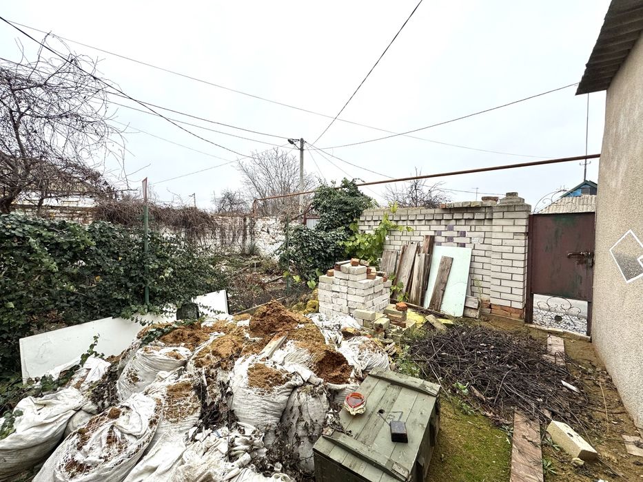 Продажа дома со своим двориком и гаражом возле Эко Маркета