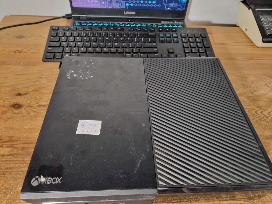 Konsola Xbox One czarny (4501)