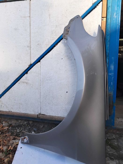 Крило переднє ліве (вживане)