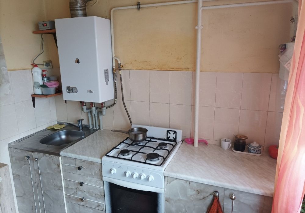 Здається 2 кімнатна набережна Черемушки.