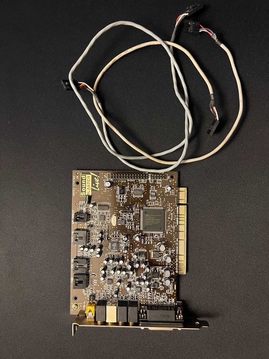 Sound Blaster Live! Player 1024 + Colunas