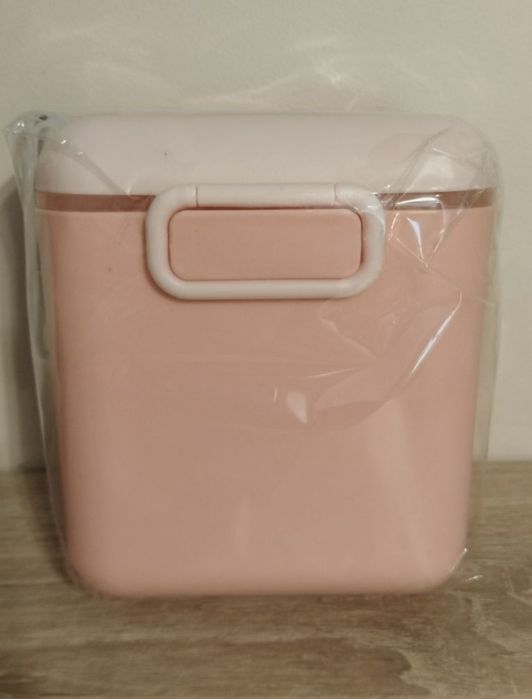 Duże pudełko pojemnik na mleko modyfikowane