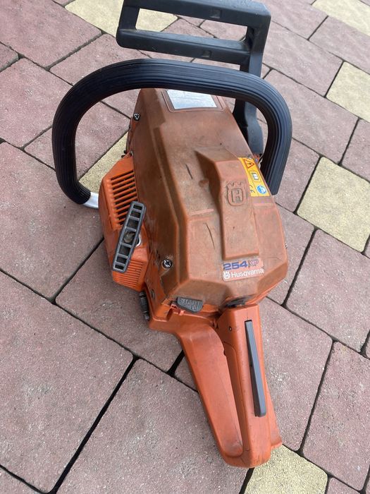 Бензопила Husqvarna 254XP
