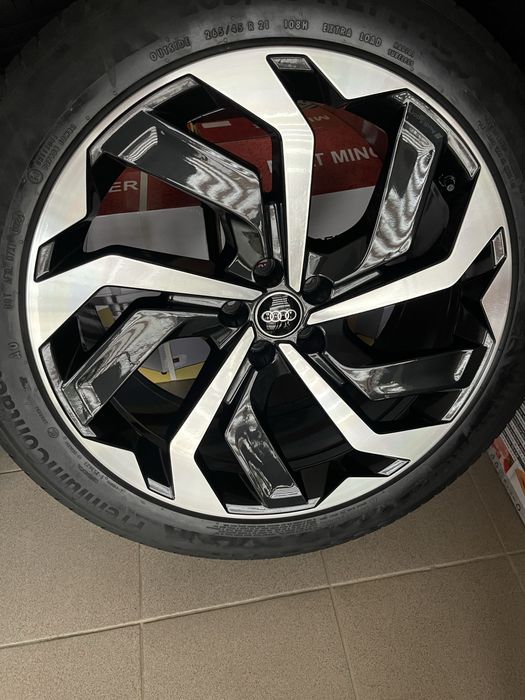 Колеса диски резина Audi e-tron  S Q7,8 R21