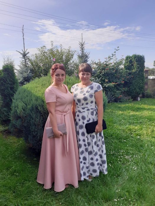Продам сукню 50 р