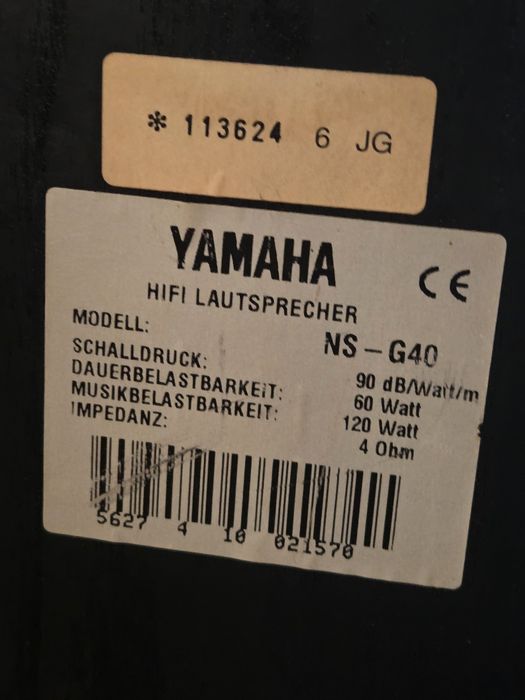 Kolumny Yamaha  ze wzmacniaczem YAMAHA. Cena za zestaw