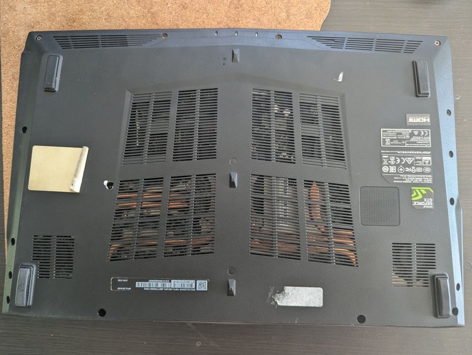 Laptop MSi GL62MVR 7RFX / Intel i7-7700HQ / GTX 1060 / 16GB RAM / 256GB SSD / Windows 11 / CZYTAJ OPIS!
