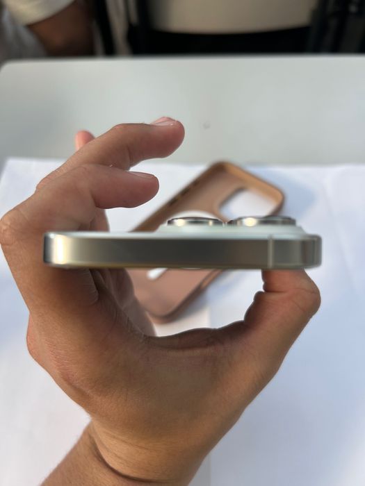 iPhone 16 pro em excelente estado