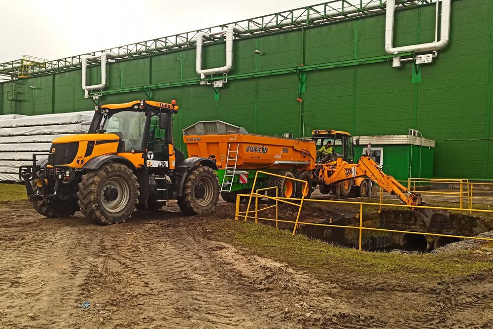 Usługi Minikoparką, Koparką, Koparko-ładowarką, Wykopy, Prace ziemne