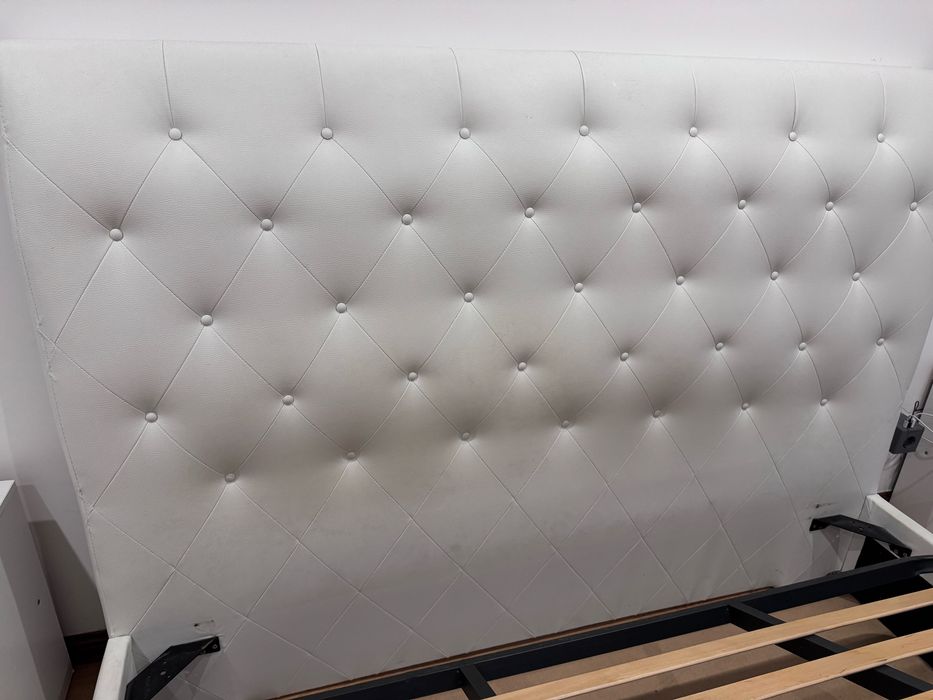 Cama com estrado elevatorio 200x160