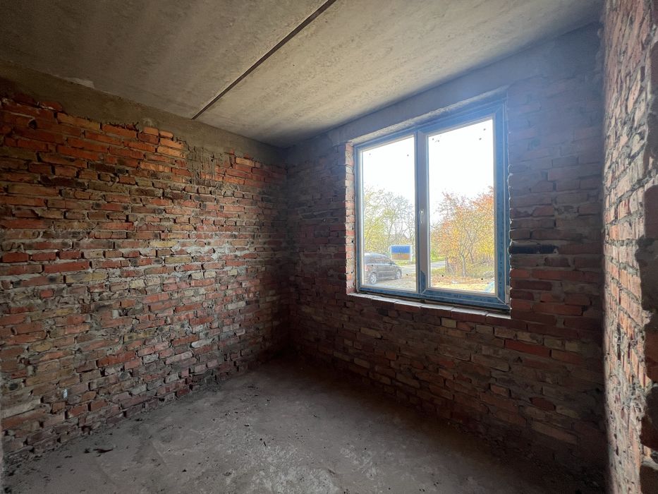 Продам таунхаус в Зарванцях