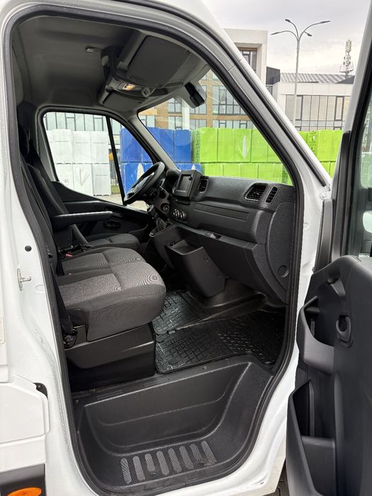 Продам Рено мастер 2,3