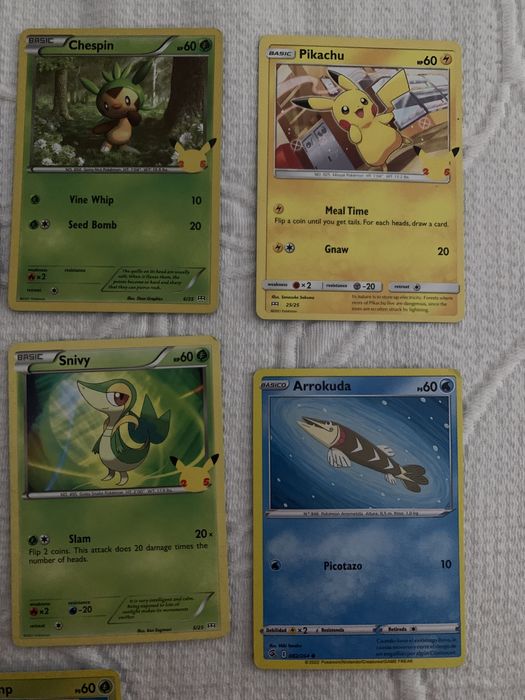 9 cartas de Pokémon