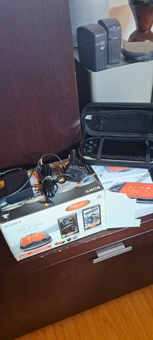 PSP + JOGOS+Acessórios