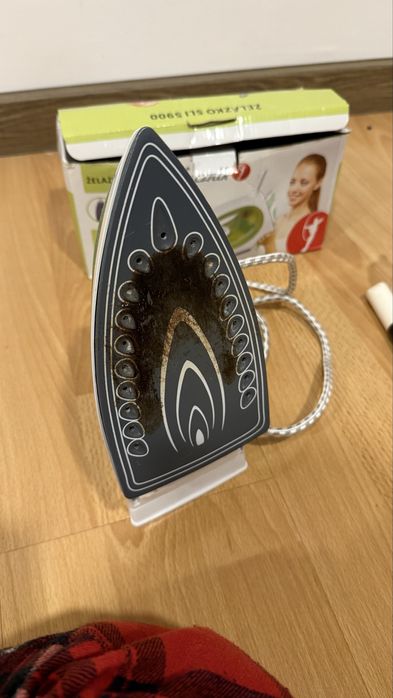 Żelazko Łucznik – sprawne