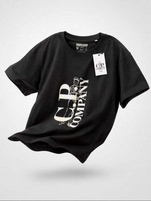 Футболки C.P.company та Weekend offender
