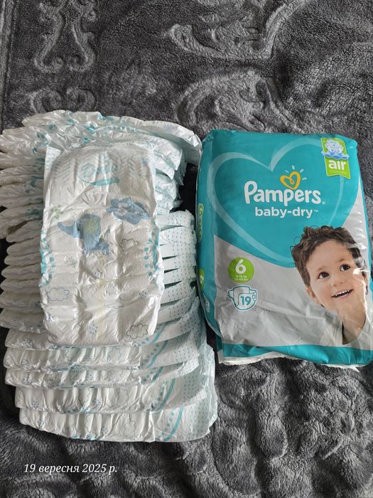 Бутилочки,іграшки і всякі дрібнички