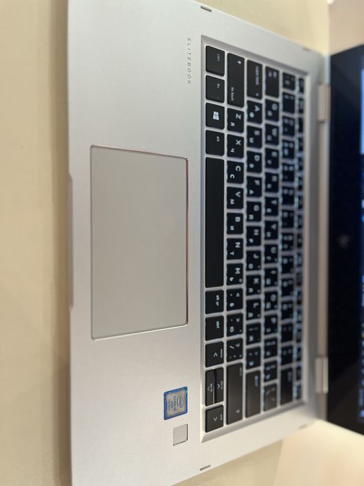 Ноутбук HP EliteBook х360 1030 G2 сенсорний трансформер