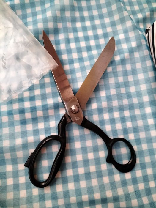 Tesoura de costar arame