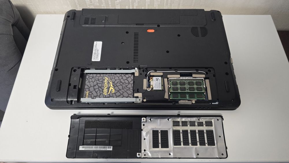 Packard Bell EasyNote TE11HC / SSD / 12 GB ОПЕРАТИВКИ