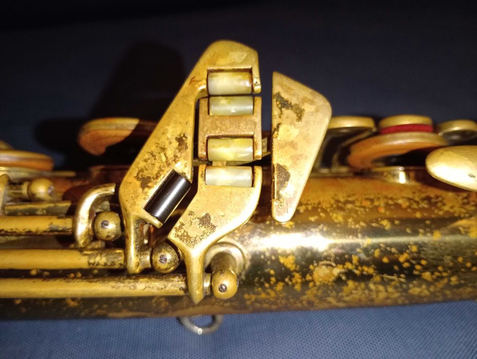 Saxofone Conn 10m