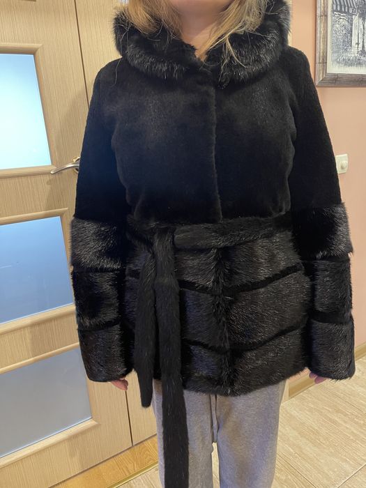 Шубка з нутрії.