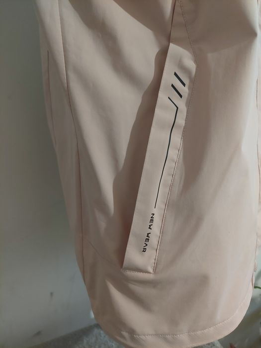 Куртка,вітровка жіноча 50-52р