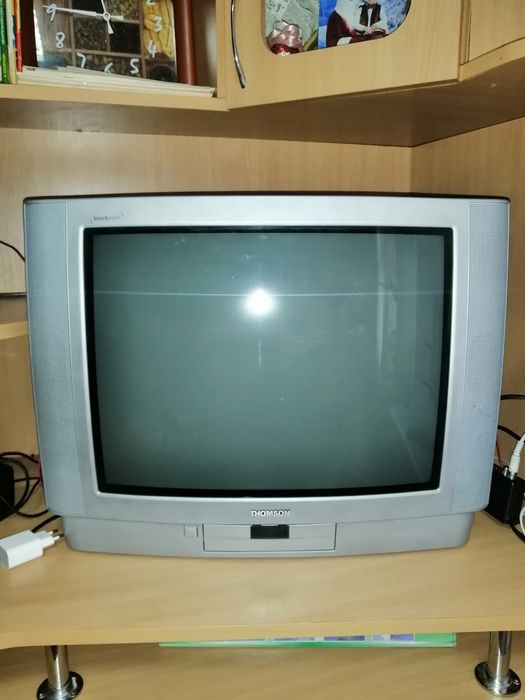 Телевизор Томсон в рабочем состоянии, с пультом управления. 600.00 гр.